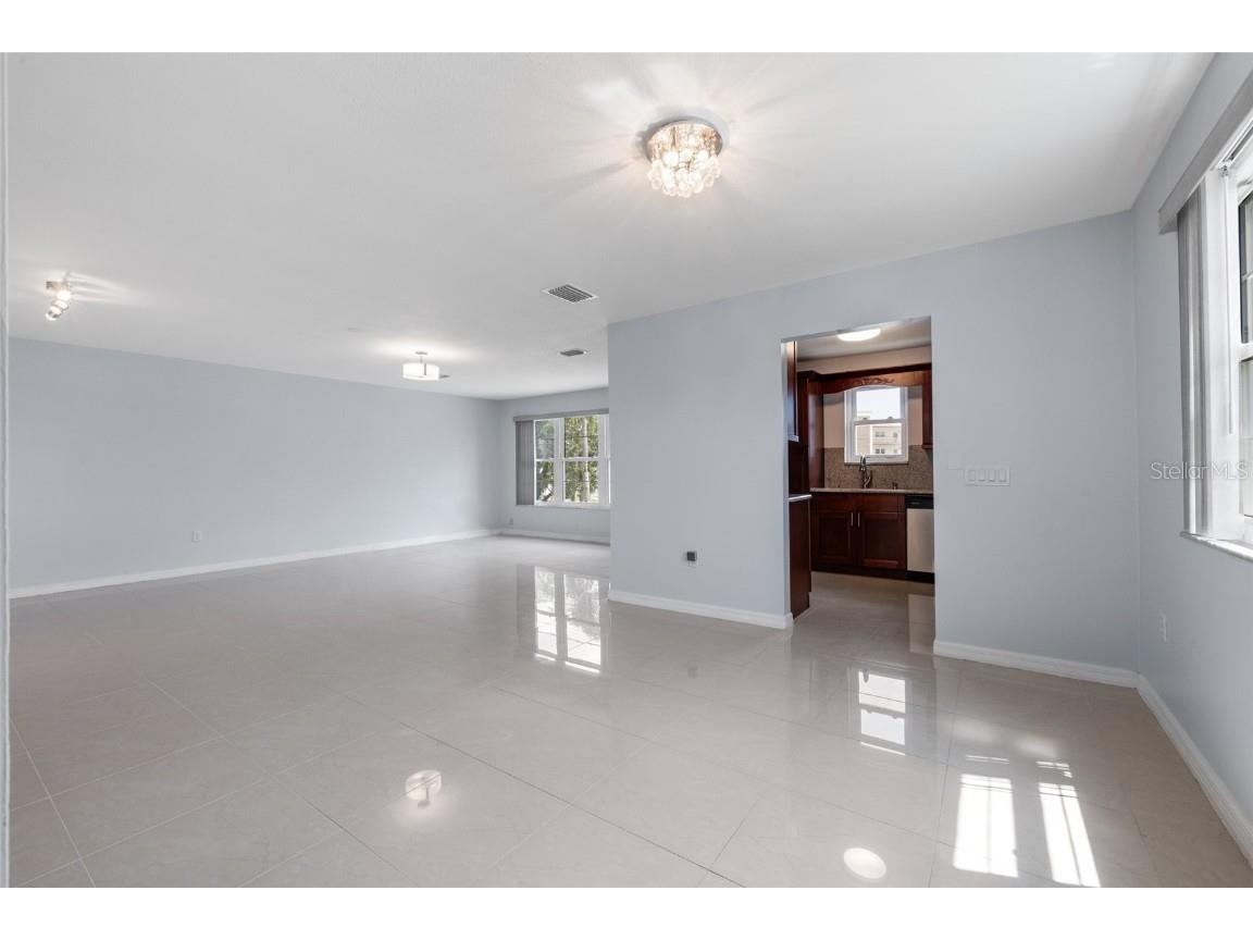 5660 80th Street N #A208 Saint Petersburg FL 33709 U8241727 image8
