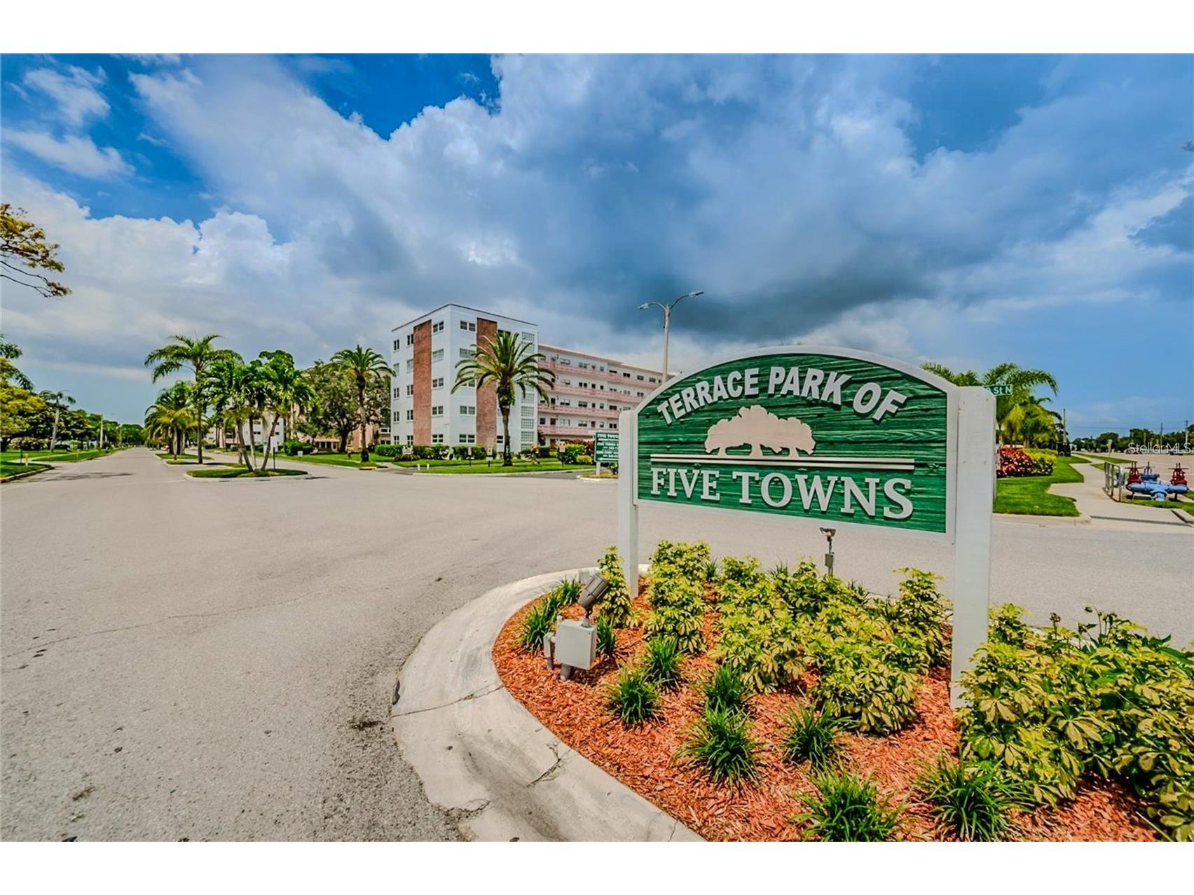 5660 80th Street N #A303 Saint Petersburg FL 33709 TB8421655 image1