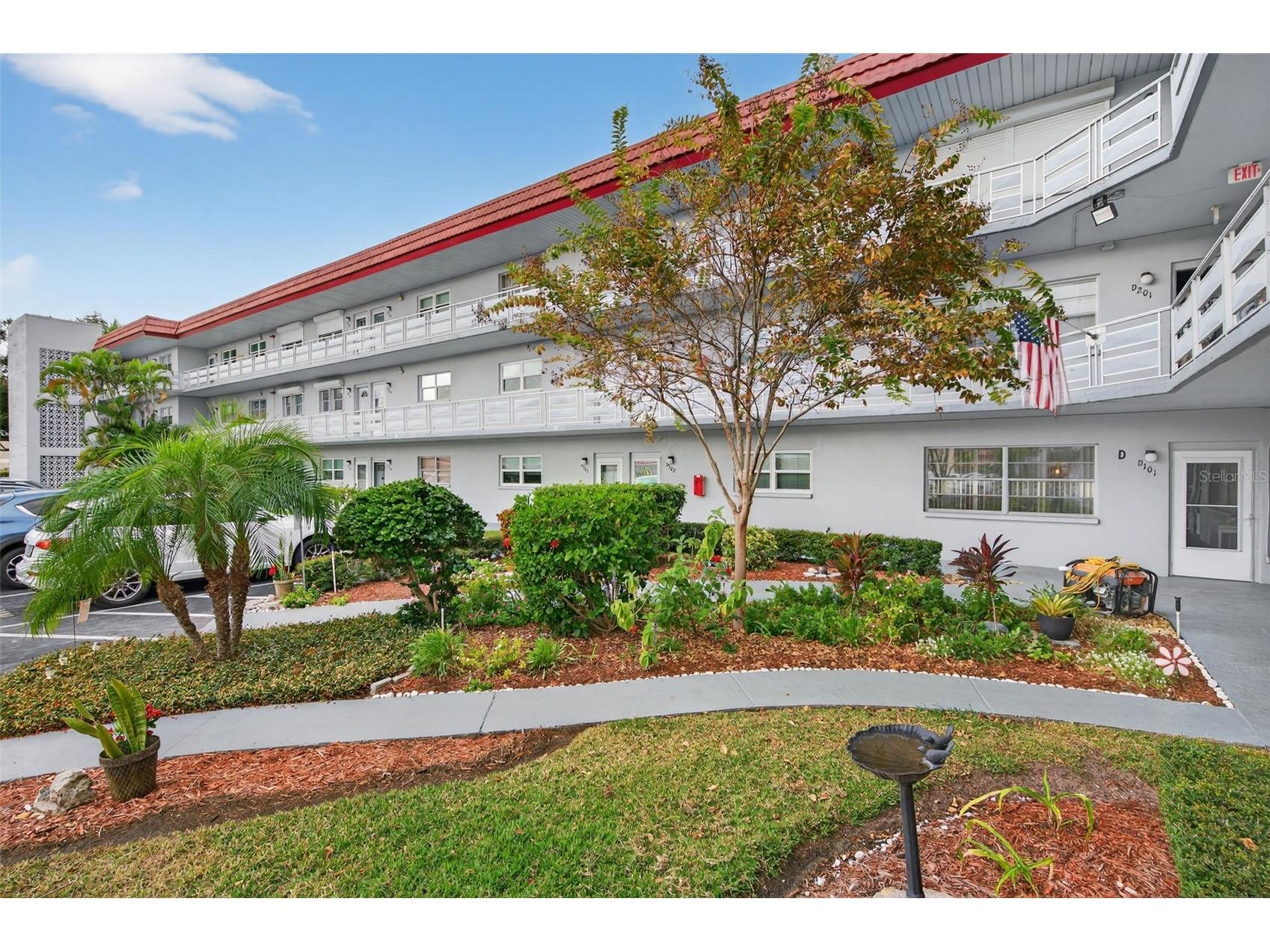 5660 80th Street N #D101 Saint Petersburg FL 33709 TB8462615 image1