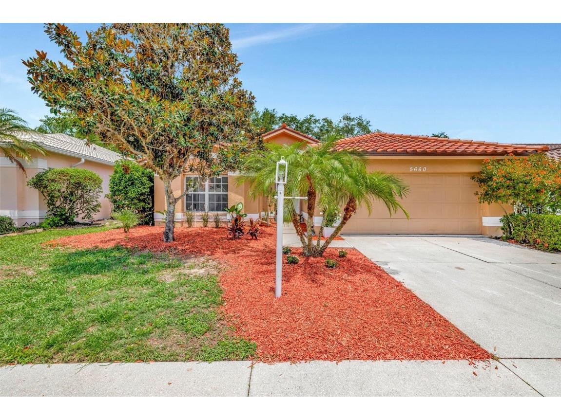5660 Beaurivage Avenue Sarasota FL 34243 A4612367 image1