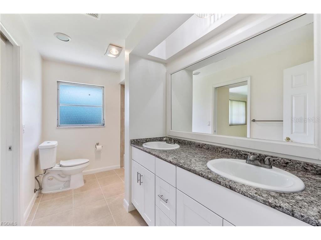 5661 Eichen Circle E Fort Myers FL 33919 A4694929 image21