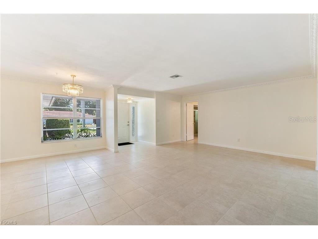 5661 Eichen Circle E Fort Myers FL 33919 A4694929 image3