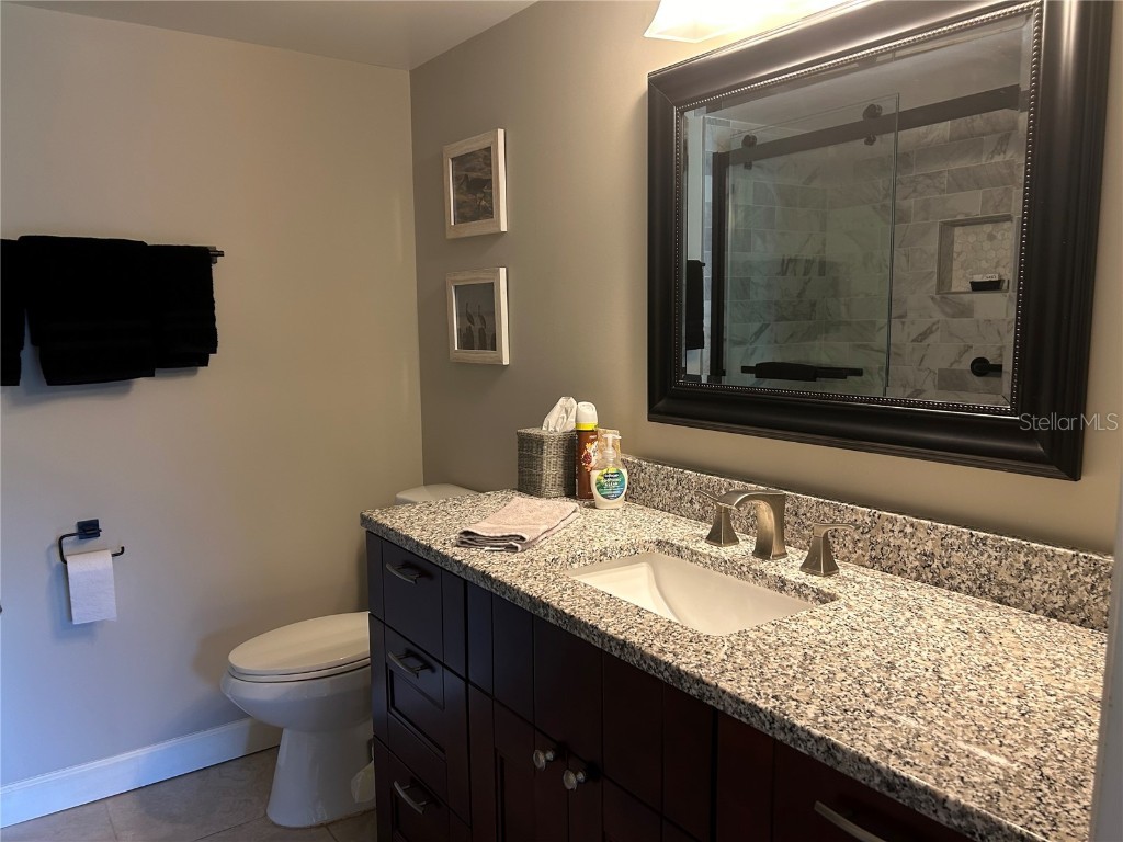 5662 Gardens Drive #104 Sarasota FL 34243 A4135629 image21