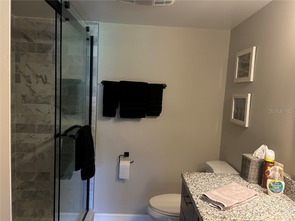 5662 Gardens Drive #104 Sarasota FL 34243 A4135629 image22