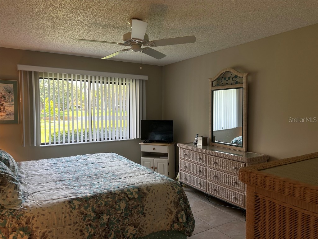 5662 Gardens Drive #104 Sarasota FL 34243 A4135629 image25