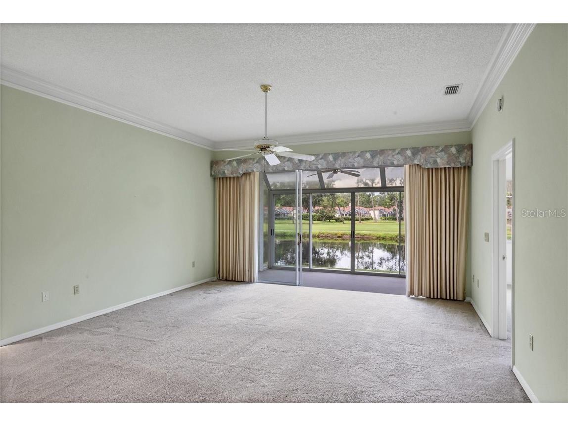 5662 Long Common Circle #8 Sarasota FL 34235 A4658008 image14