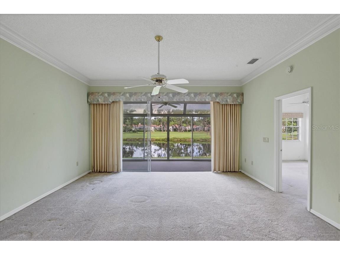 5662 Long Common Circle #8 Sarasota FL 34235 A4658008 image15