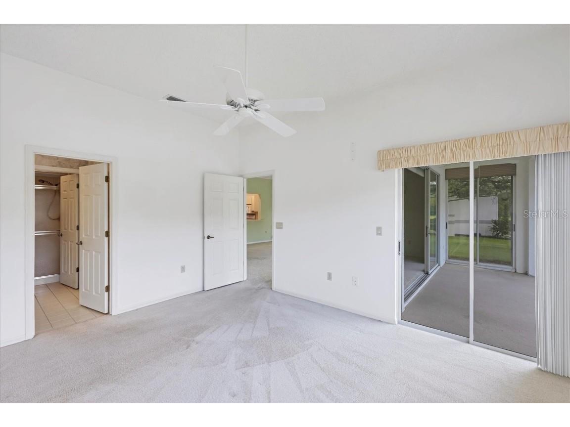 5662 Long Common Circle #8 Sarasota FL 34235 A4658008 image27