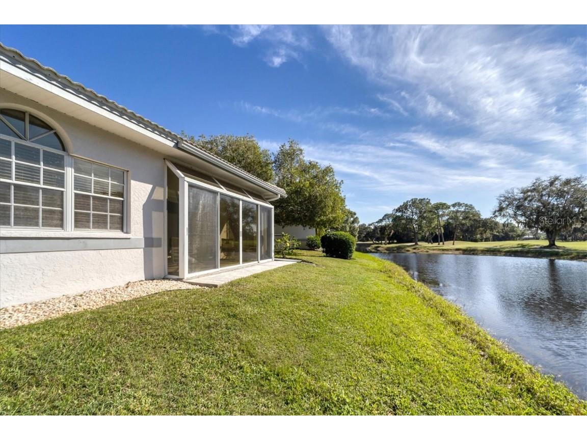 5662 Long Common Circle #8 Sarasota FL 34235 A4658008 image42