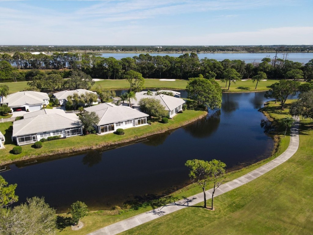 5662 Long Common Circle #8 Sarasota FL 34235 A4658008 image47