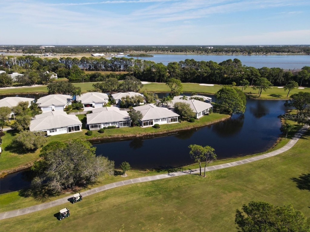 5662 Long Common Circle #8 Sarasota FL 34235 A4658008 image48