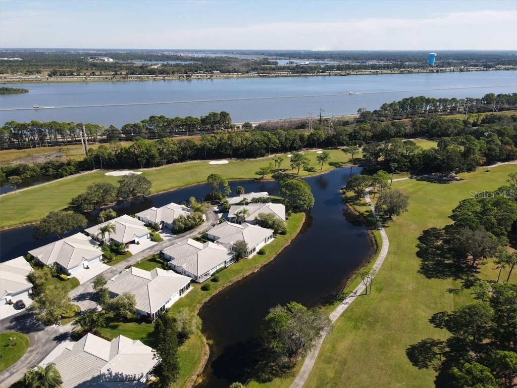 5662 Long Common Circle #8 Sarasota FL 34235 A4658008 image49