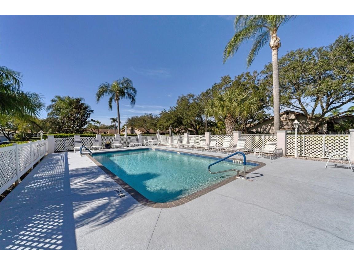 5662 Long Common Circle #8 Sarasota FL 34235 A4658008 image53