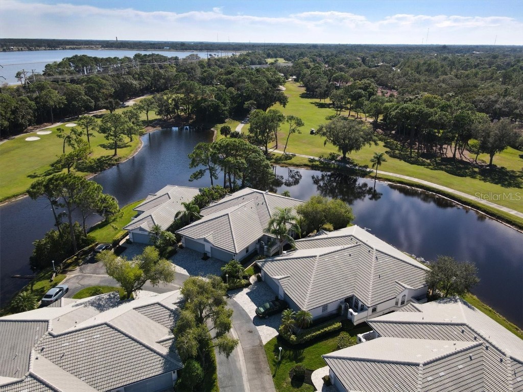 5662 Long Common Circle #8 Sarasota FL 34235 A4658008 image6