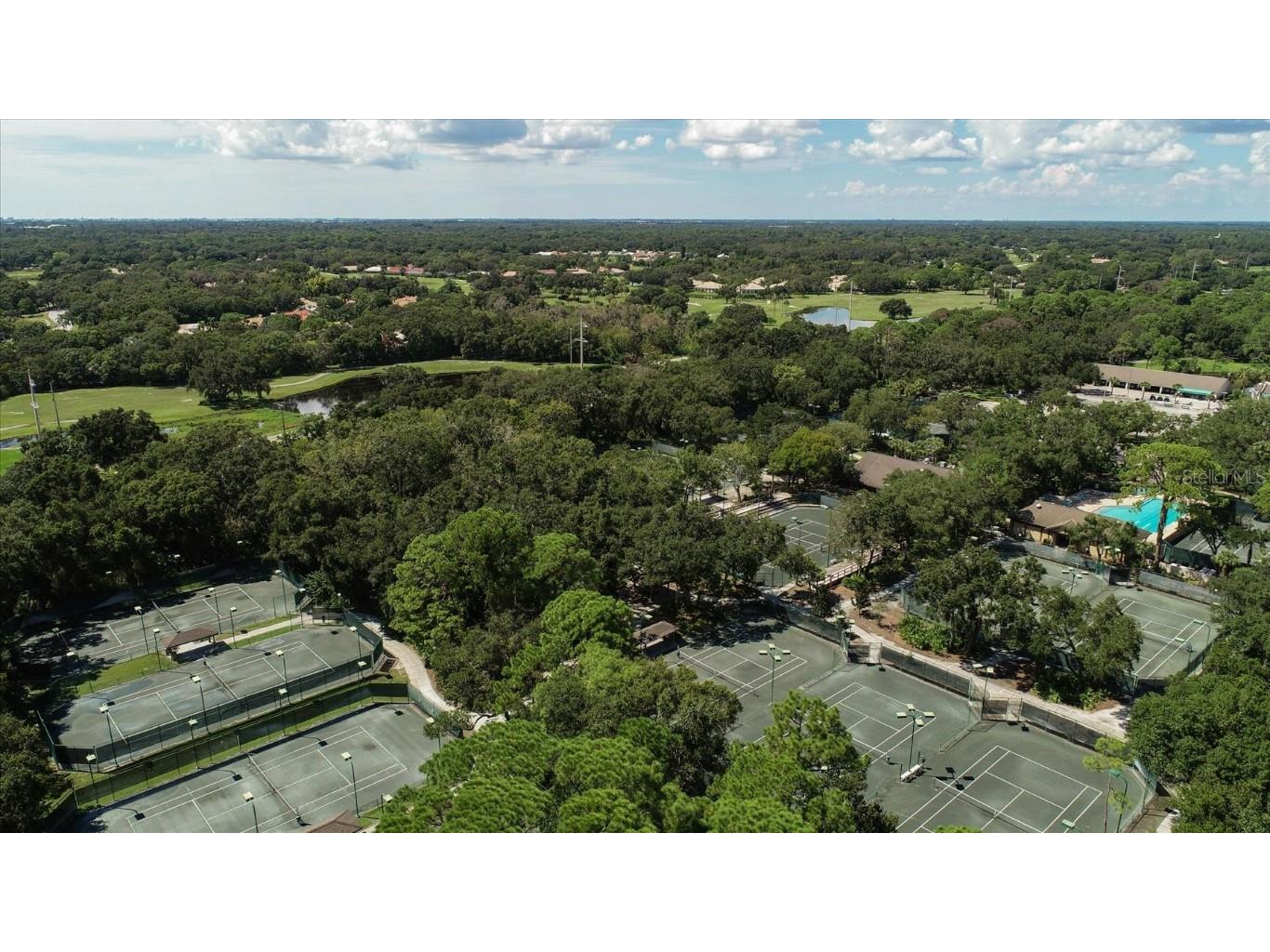 5662 Long Common Circle #8 Sarasota FL 34235 A4658008 image61