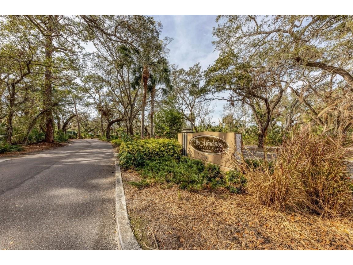 5662 Long Common Circle #8 Sarasota FL 34235 A4658008 image75