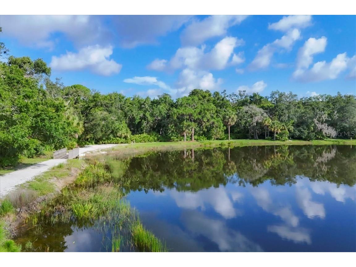 5662 Long Common Circle #8 Sarasota FL 34235 A4658008 image88