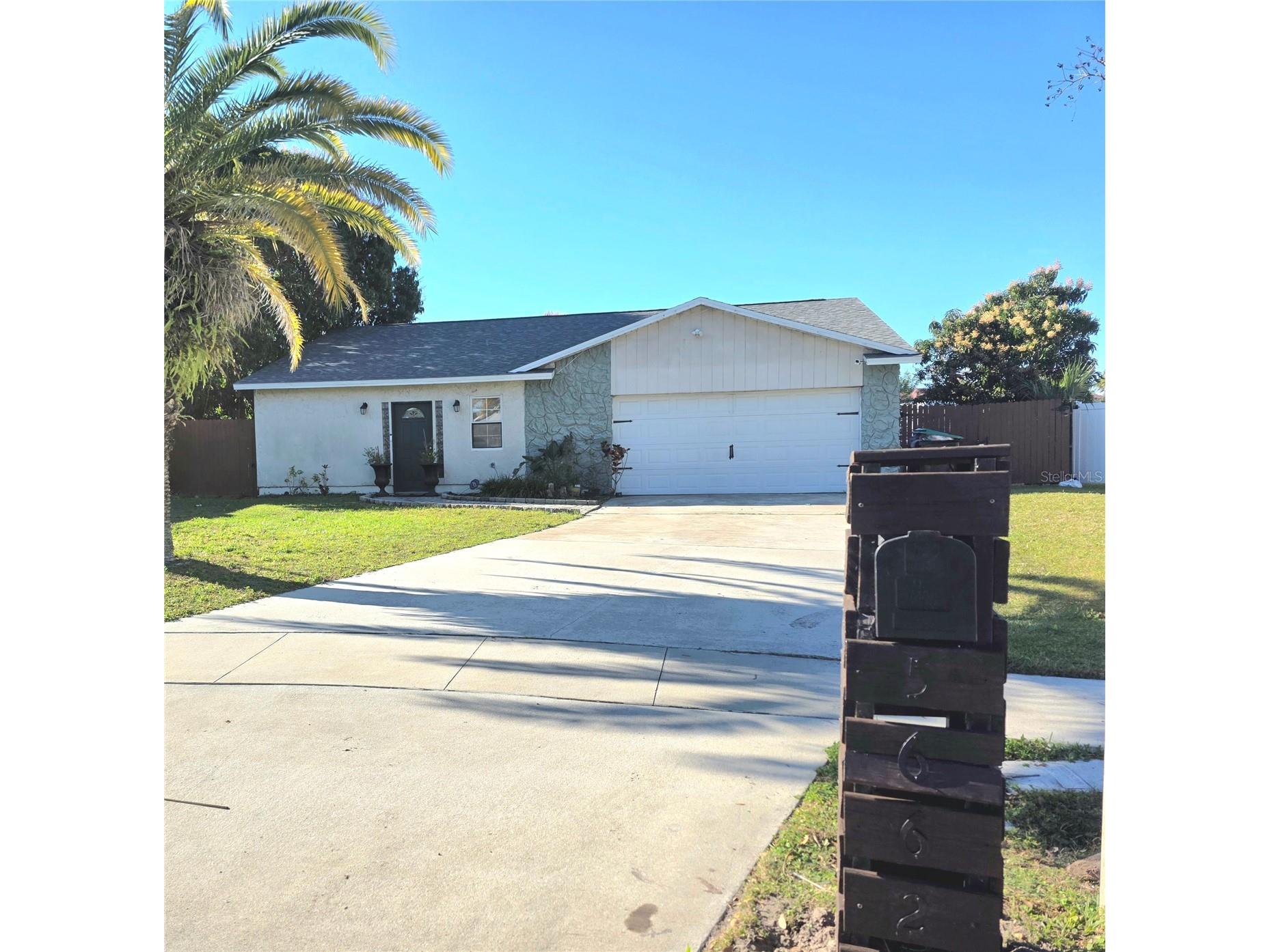5662 Marvell Avenue Orlando FL 32839 O6374876 image1