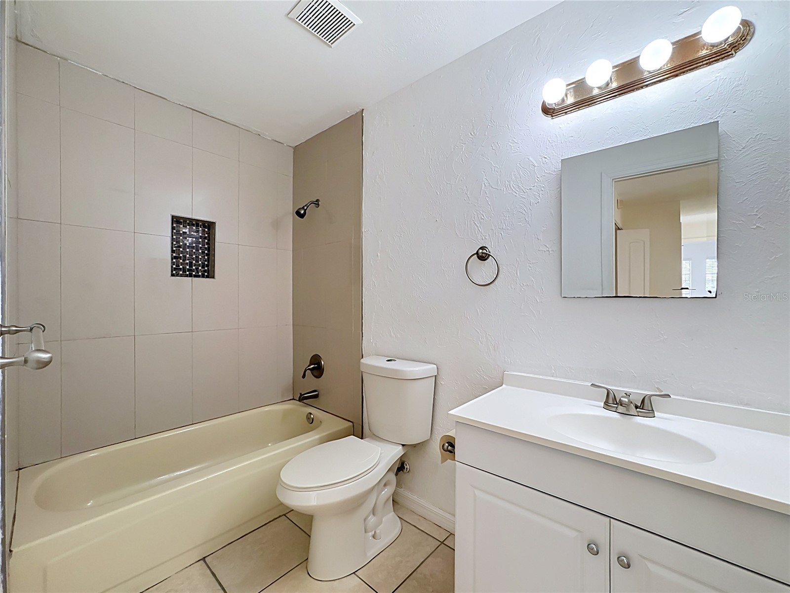 5664 25th Street Circle E Bradenton FL 34203 A4698651 image32