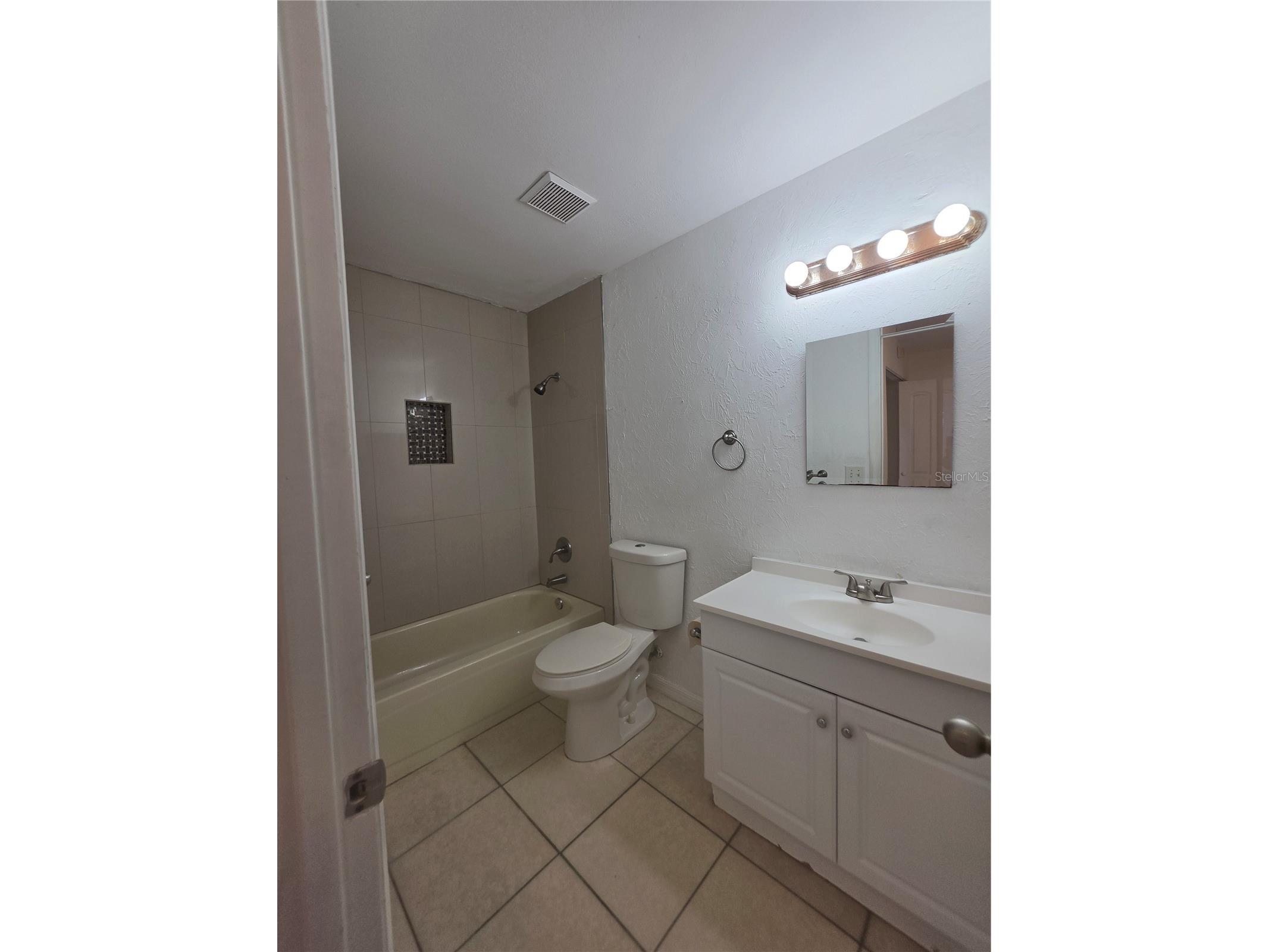5664 25th Street Circle E Bradenton FL 34203 A4698651 image34