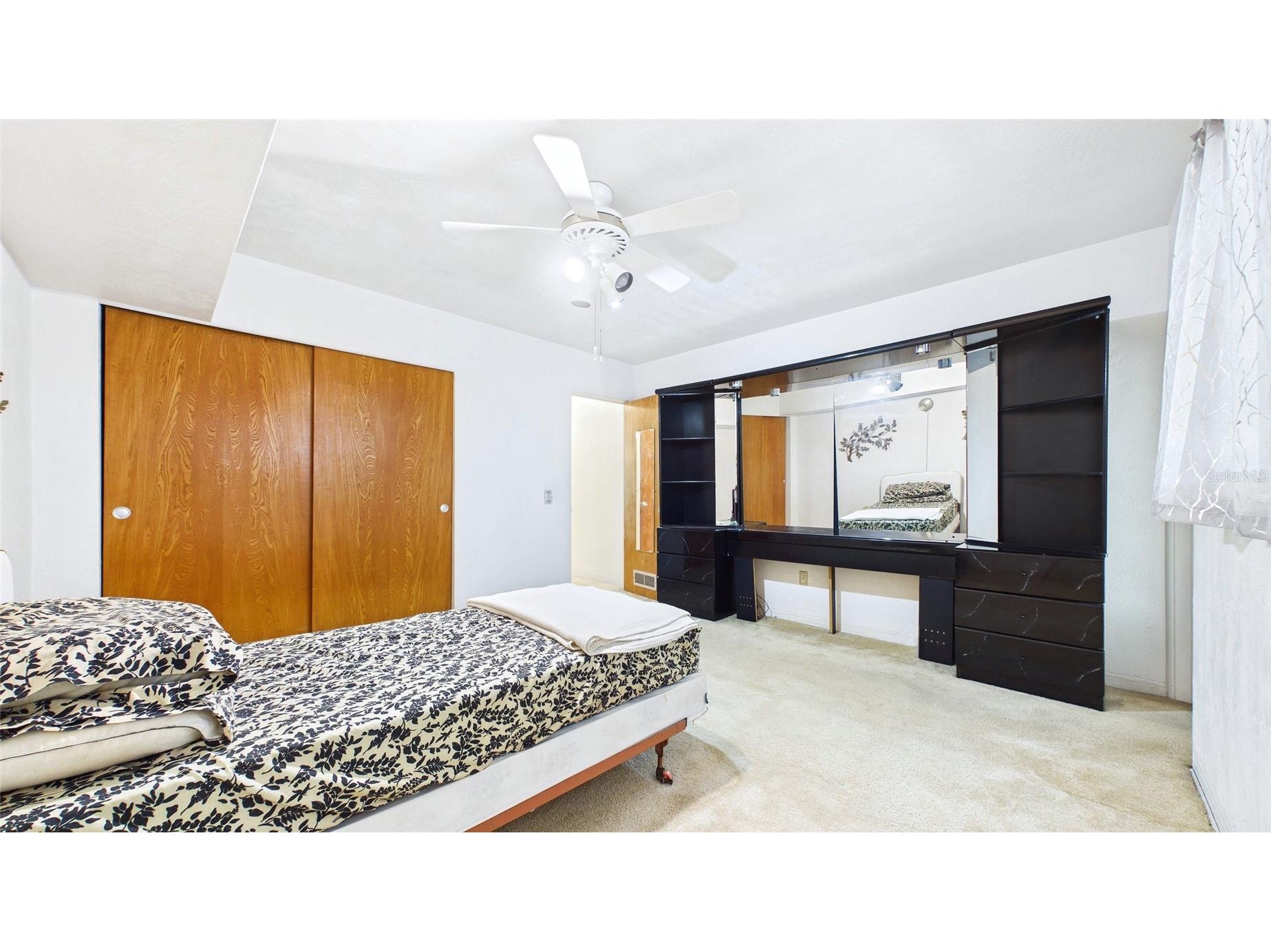 5664 40th Terrace N #428 Saint Petersburg FL 33710 TB8491600 image10