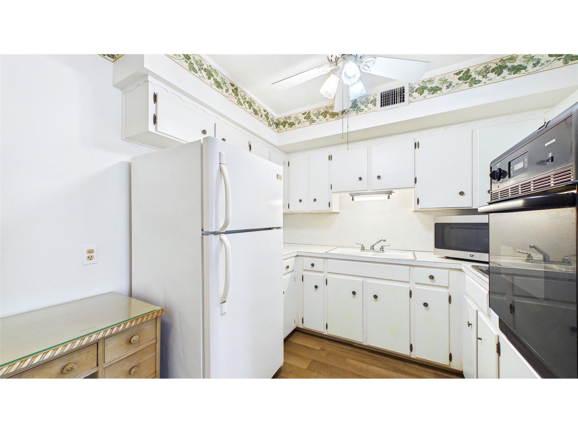 5664 40th Terrace N #428 Saint Petersburg FL 33710 TB8491600 image6