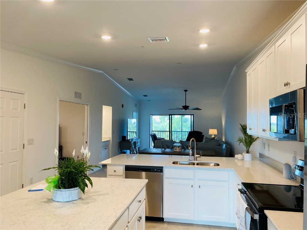 5664 Palmer Circle #202 Bradenton FL 34211 A4529299 image9