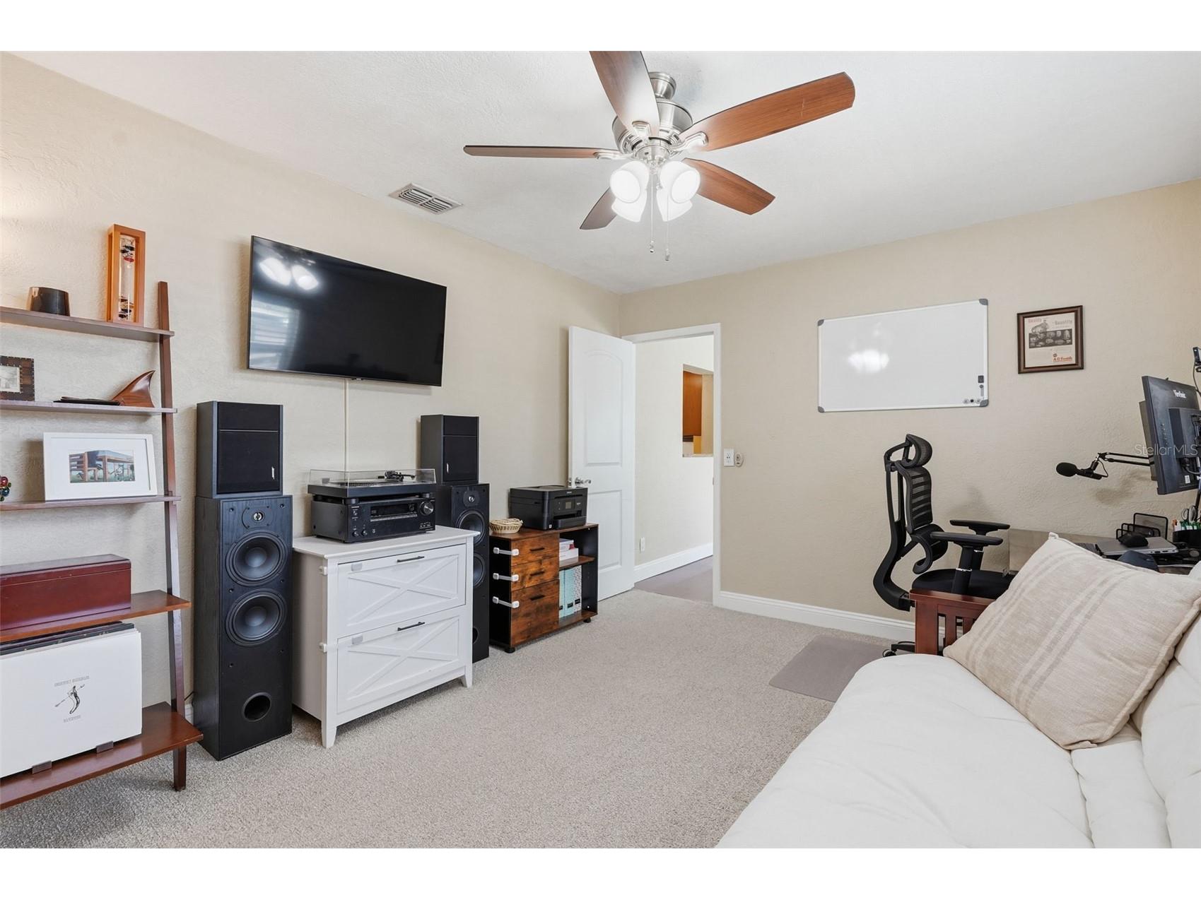 5665 34th Avenue N Saint Petersburg FL 33710 TB8489849 image22