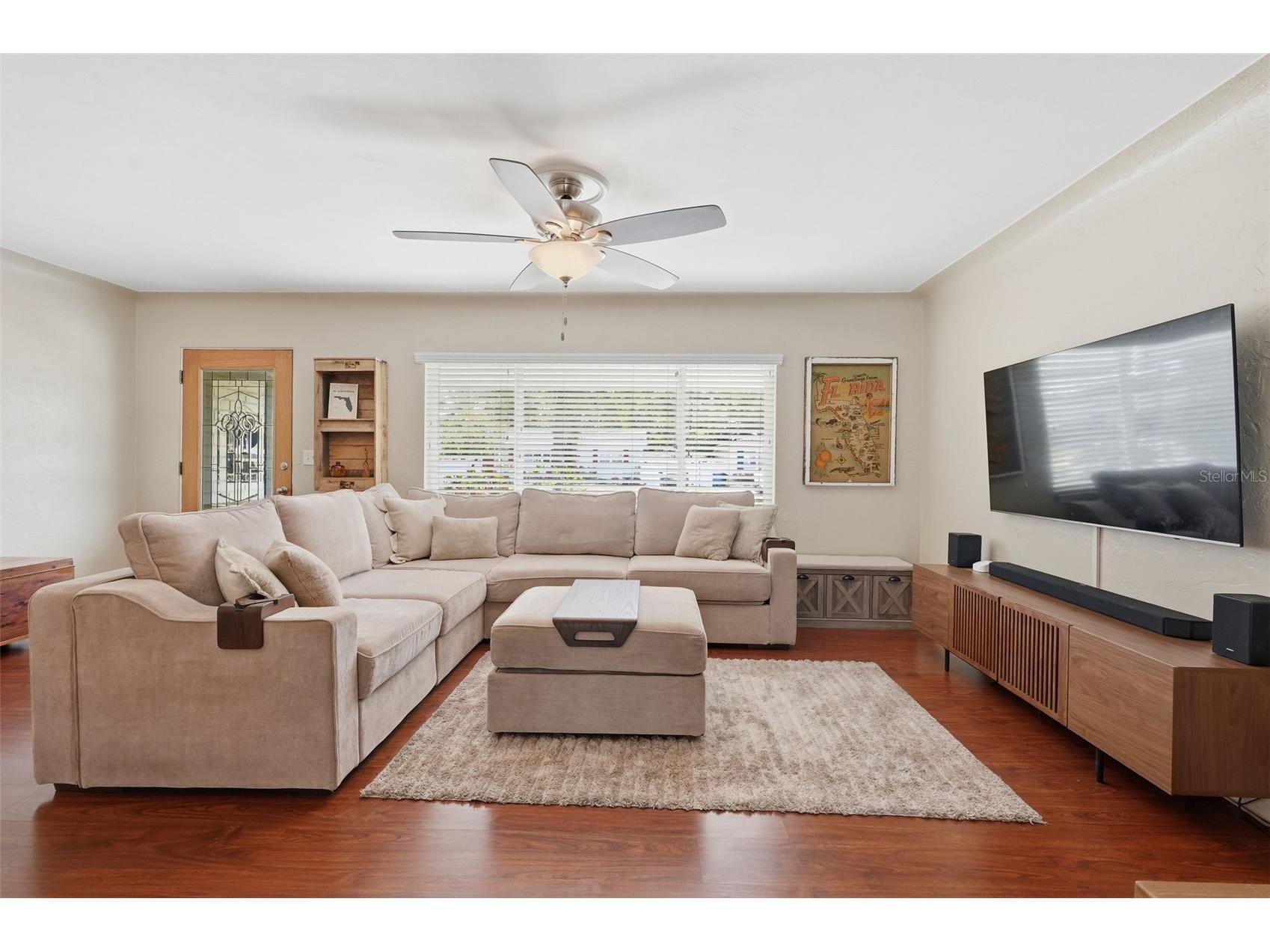 5665 34th Avenue N Saint Petersburg FL 33710 TB8489849 image3