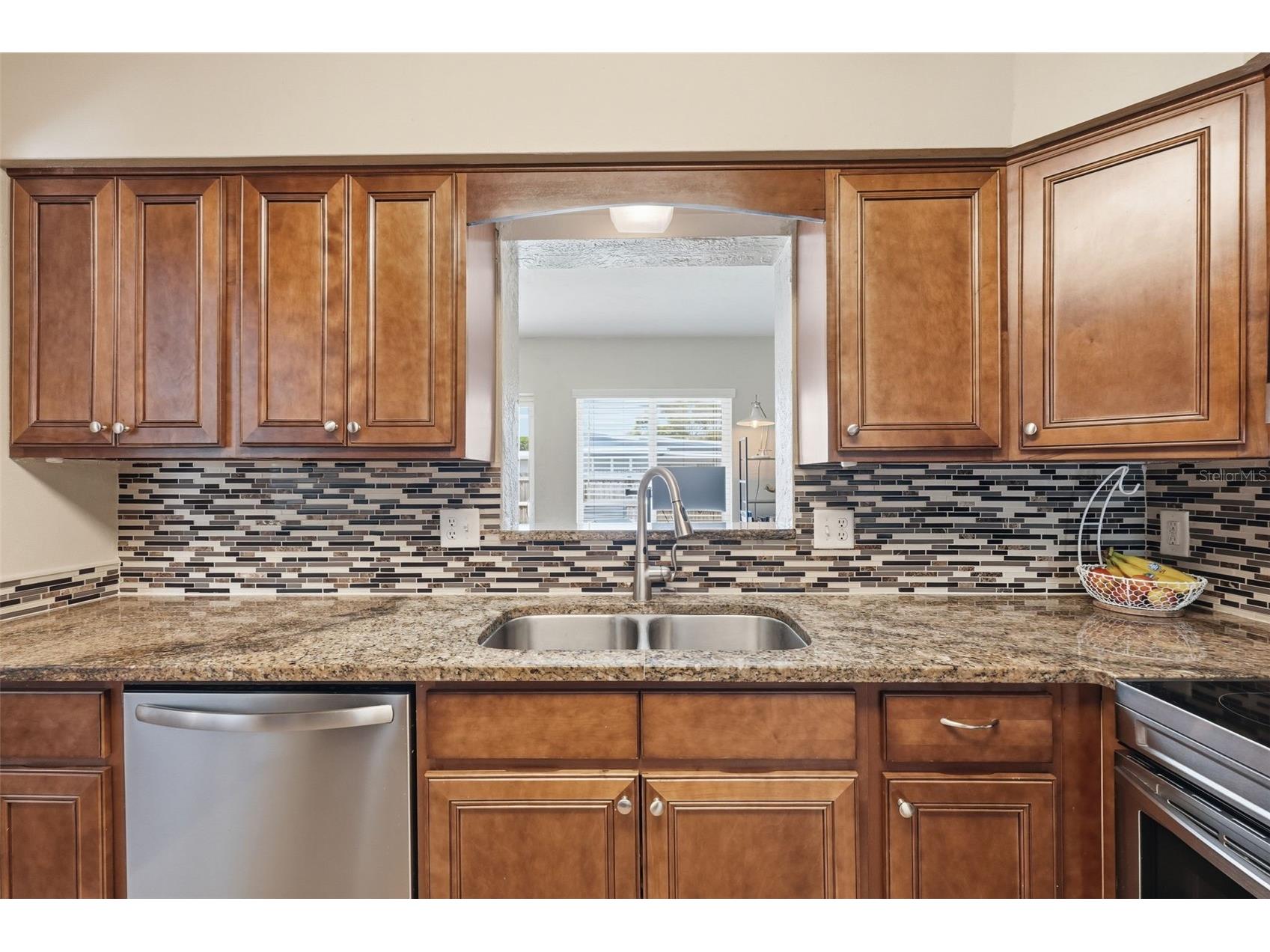 5665 34th Avenue N Saint Petersburg FL 33710 TB8489849 image8