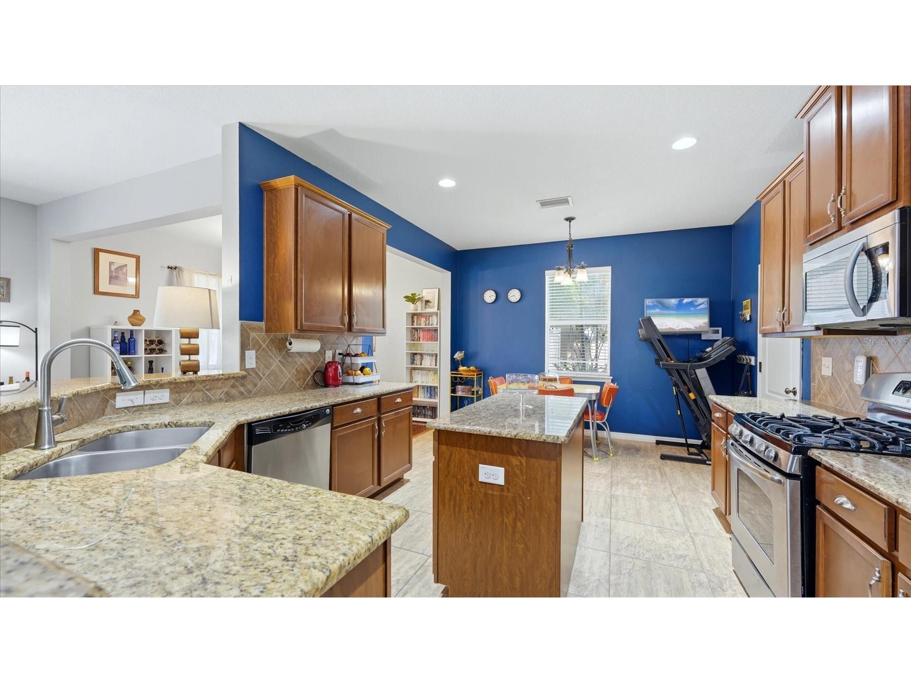 5666 Aaron Court Sarasota FL 34232 A4693628 image16
