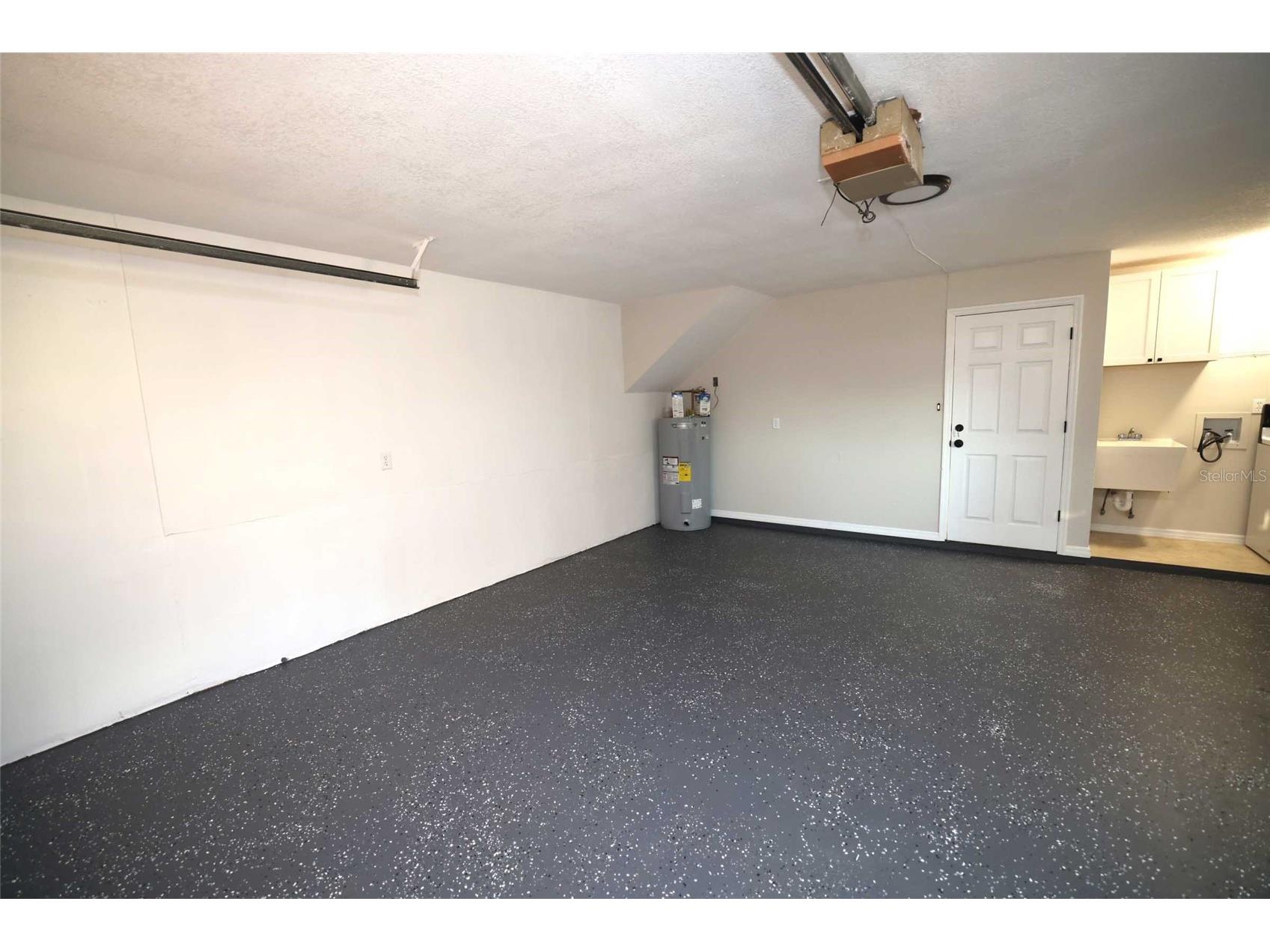 5667 Creekwood Drive Sarasota FL 34233 A4683396 image12