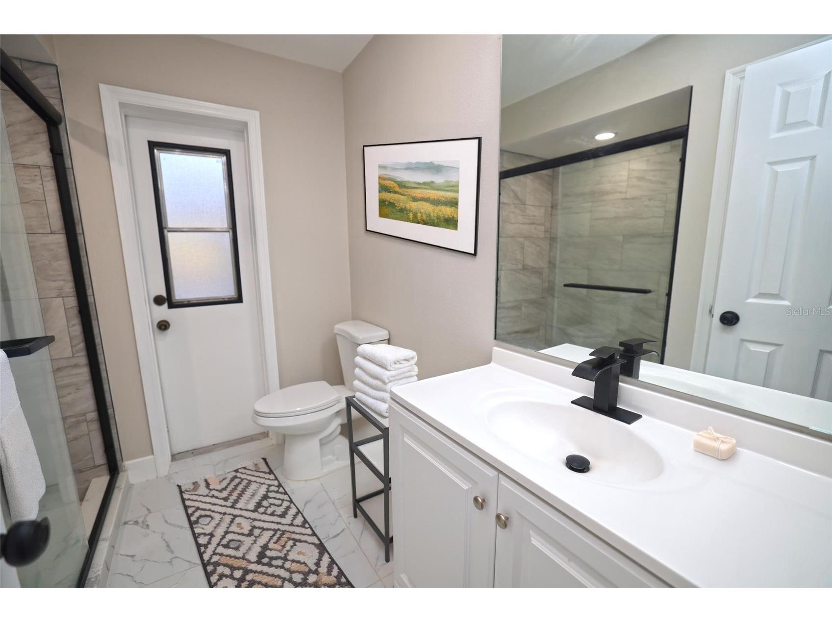 5667 Creekwood Drive Sarasota FL 34233 A4683396 image5