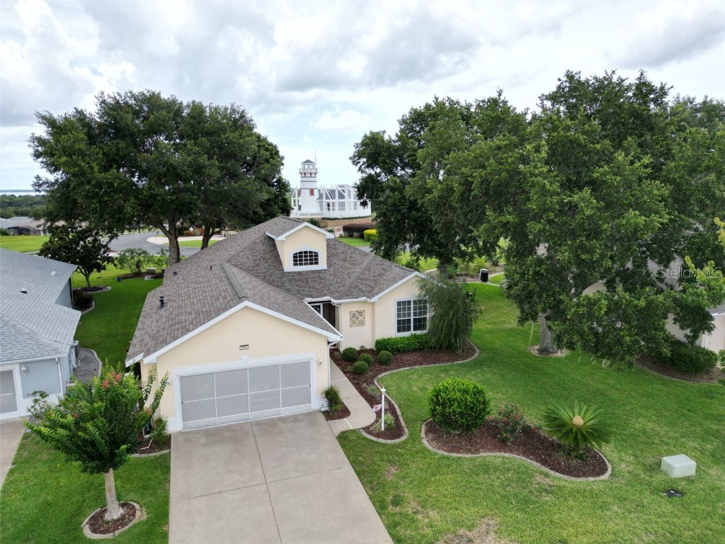 5667 Gulf Stream Street Tavares FL 32778 - LITTLE LAKE HARRIS G5070351 image1