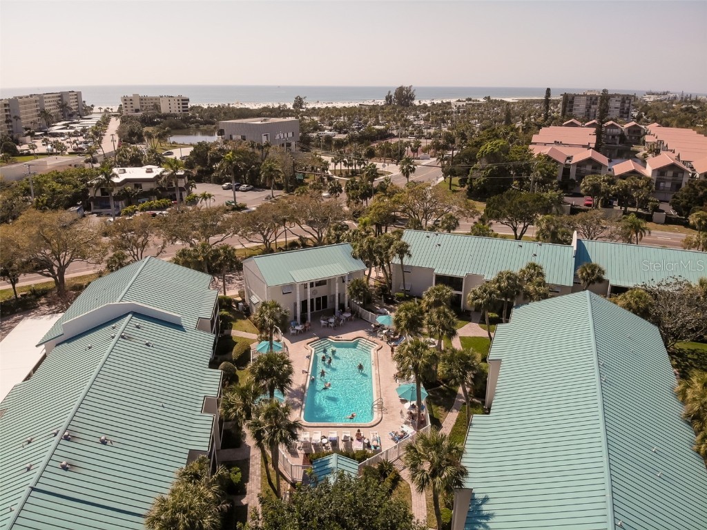 5667 Midnight Pass Road #304 Sarasota FL 34242 A4562169 image1
