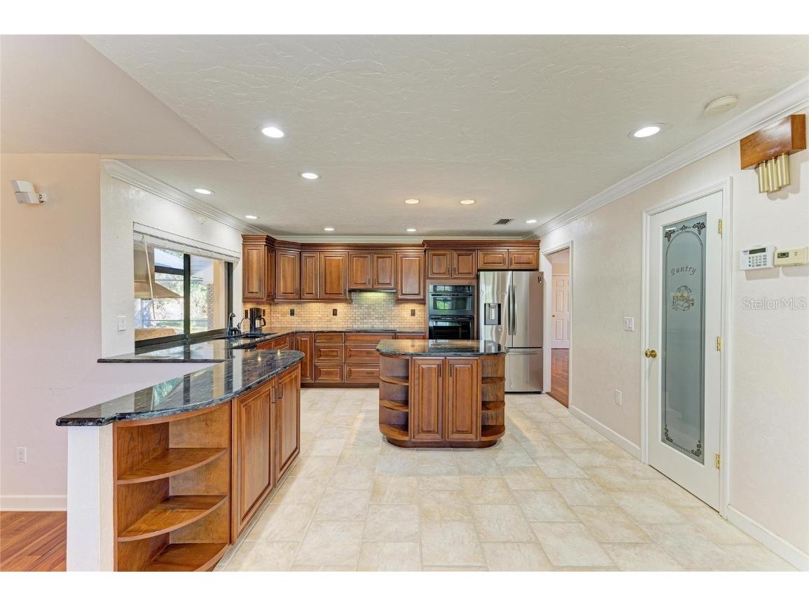 5668 Country Lakes Drive Sarasota FL 34243 A4673090 image22