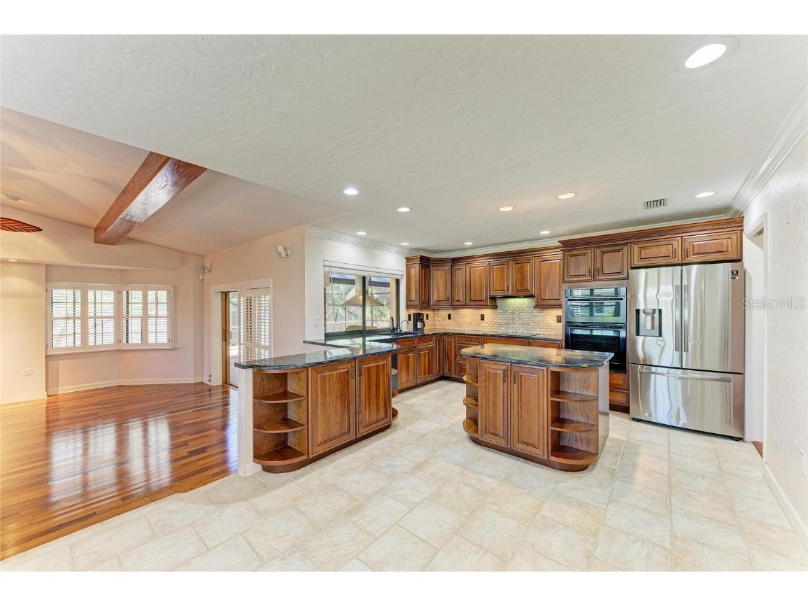 5668 Country Lakes Drive Sarasota FL 34243 A4673090 image23