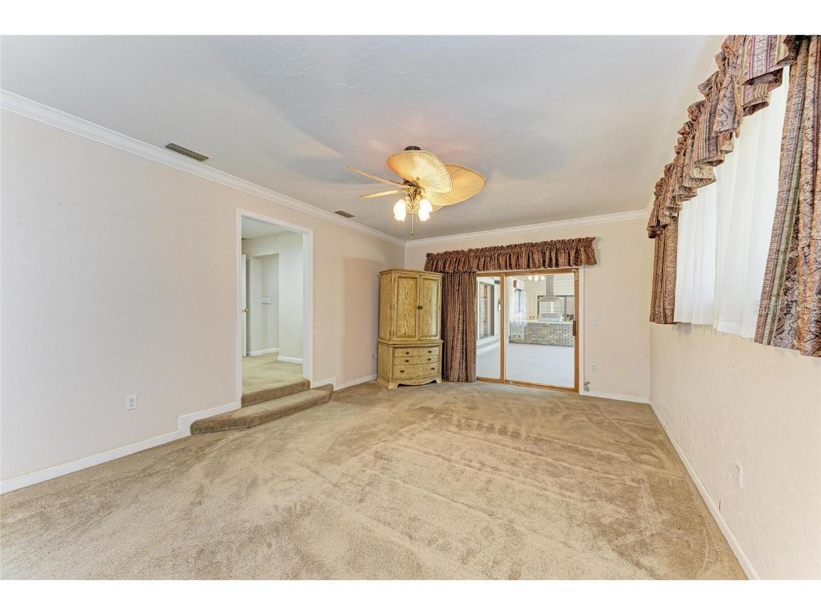 5668 Country Lakes Drive Sarasota FL 34243 A4673090 image34