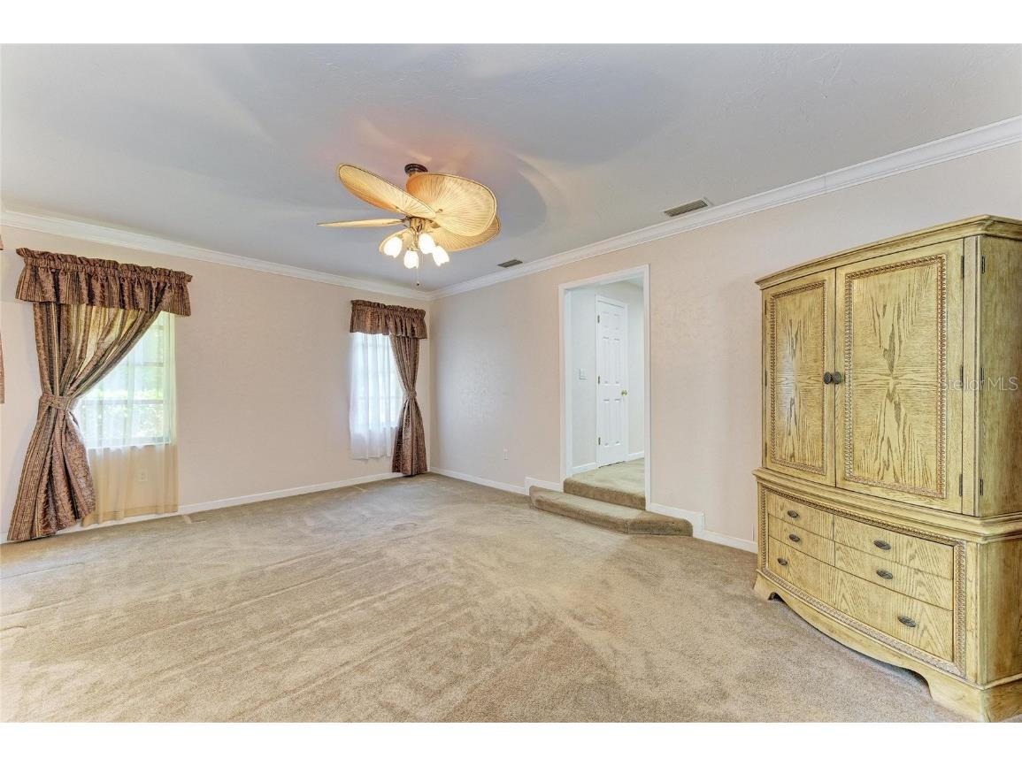 5668 Country Lakes Drive Sarasota FL 34243 A4673090 image35