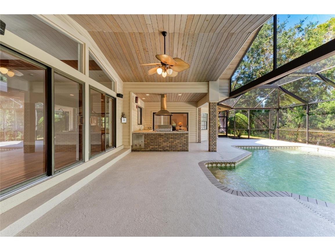 5668 Country Lakes Drive Sarasota FL 34243 A4673090 image57