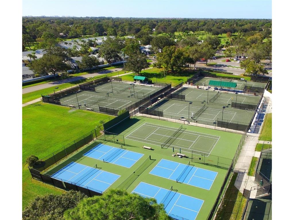 5668 Country Lakes Drive Sarasota FL 34243 A4673090 image71