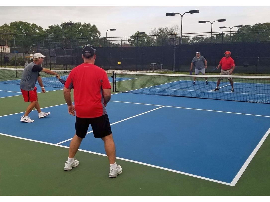 5668 Country Lakes Drive Sarasota FL 34243 A4673090 image79