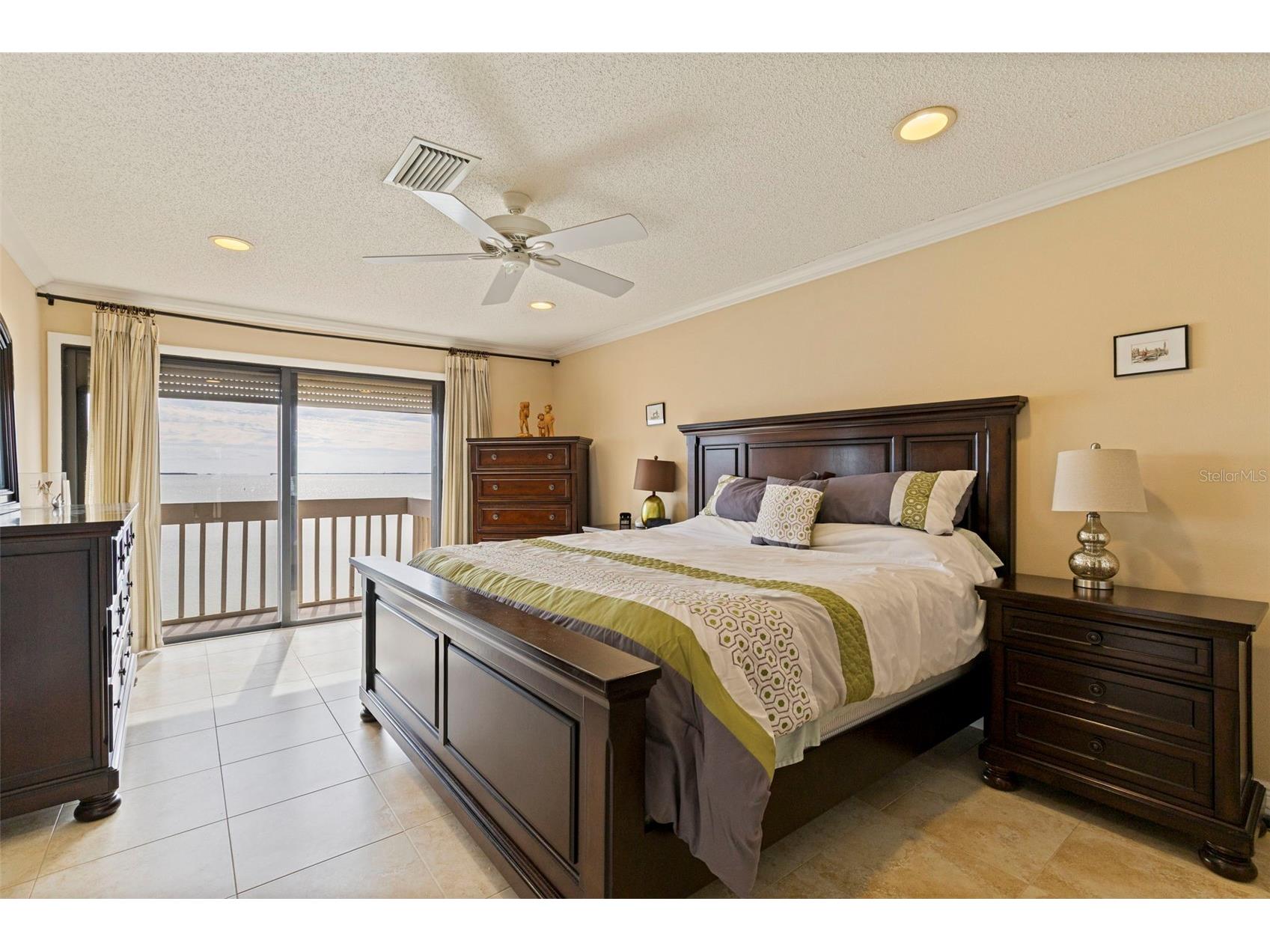 5668 Escondida Boulevard S Saint Petersburg FL 33715 TB8467736 image17
