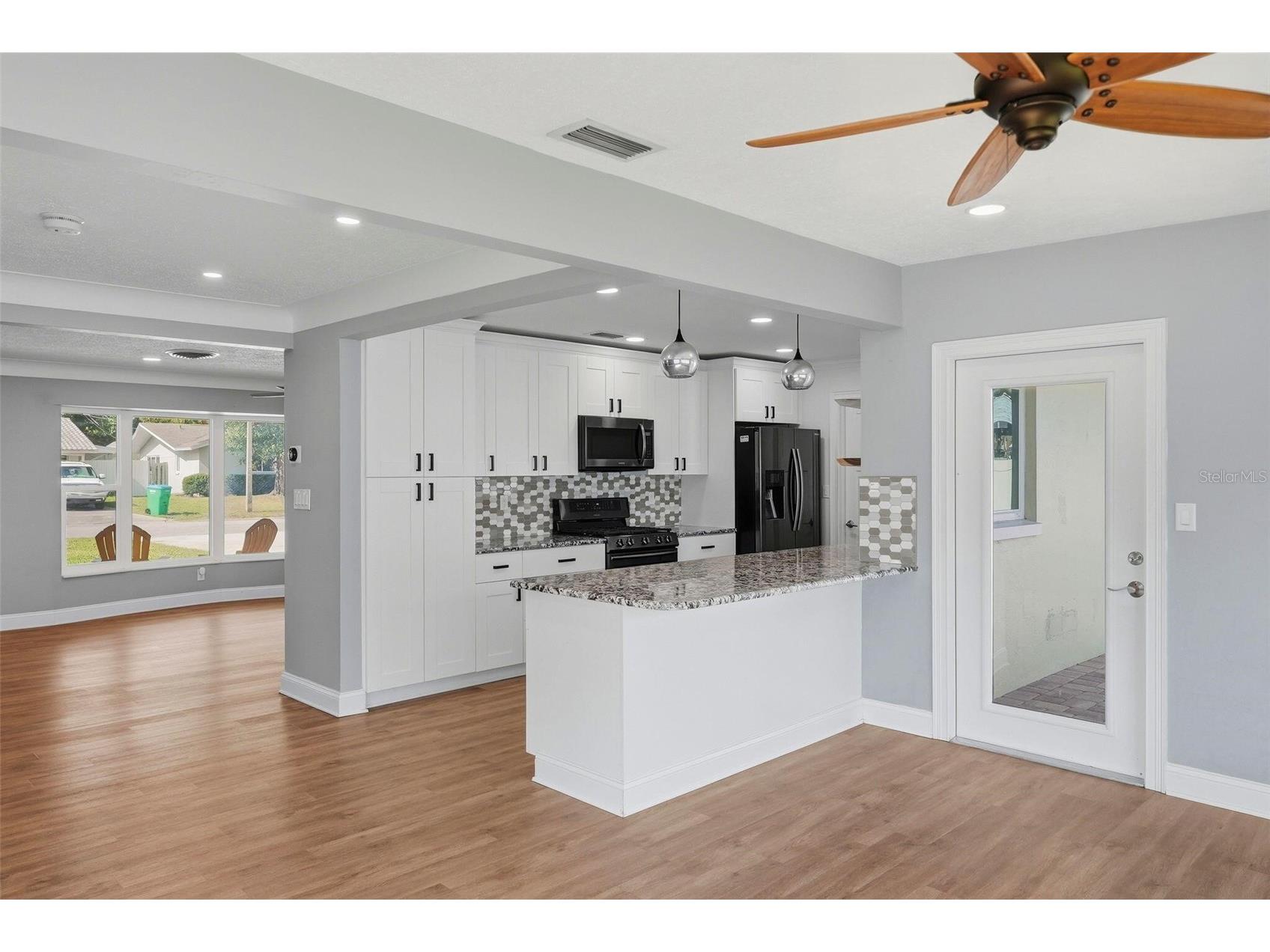 5669 45th Avenue N Kenneth City FL 33709 O6424851 image3