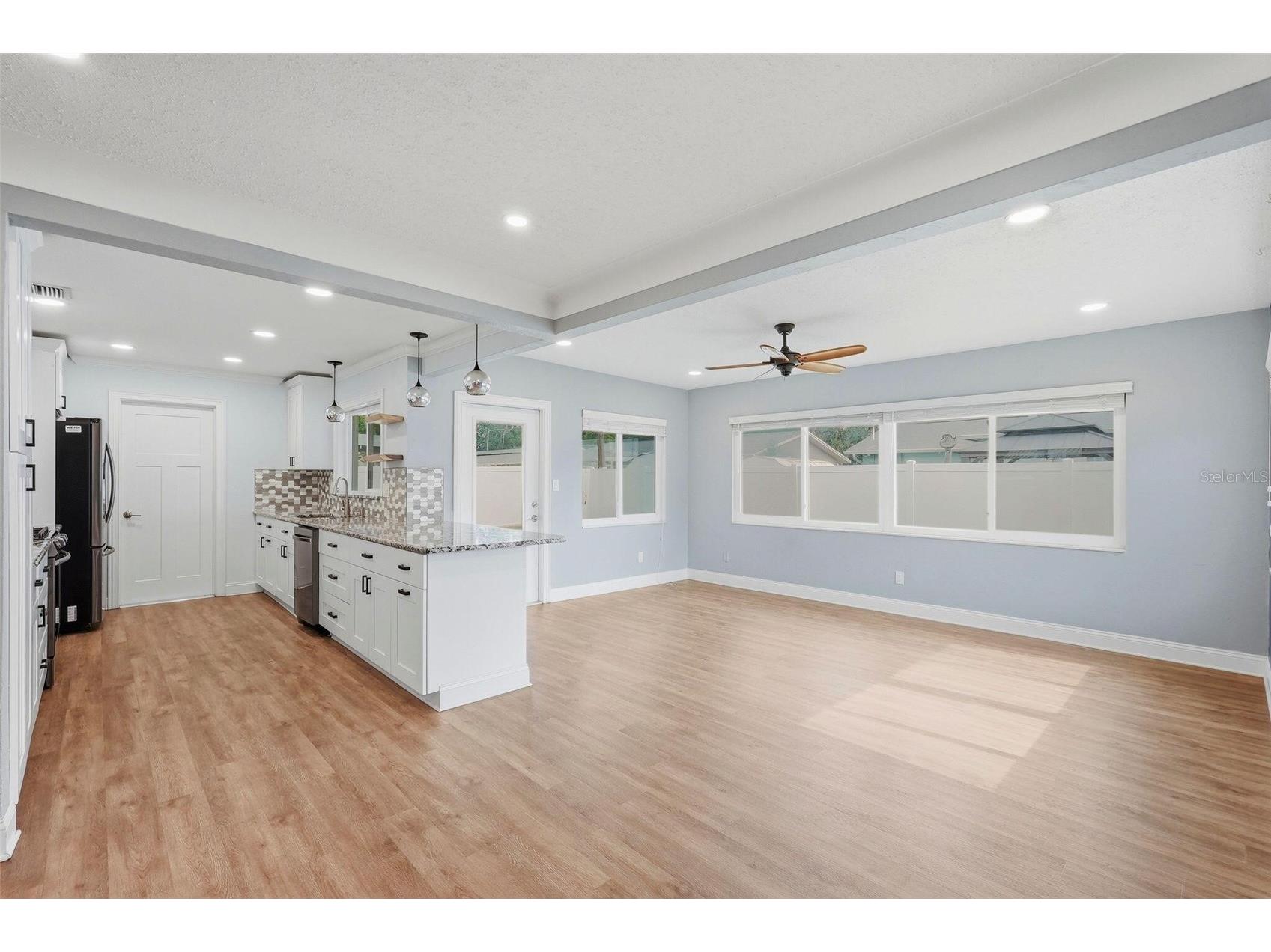 5669 45th Avenue N Kenneth City FL 33709 O6424851 image7