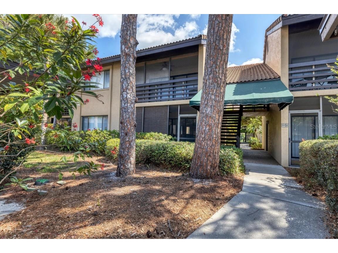 5669 Ashton Lake Drive #1 Sarasota FL 34231 A4645214 image1