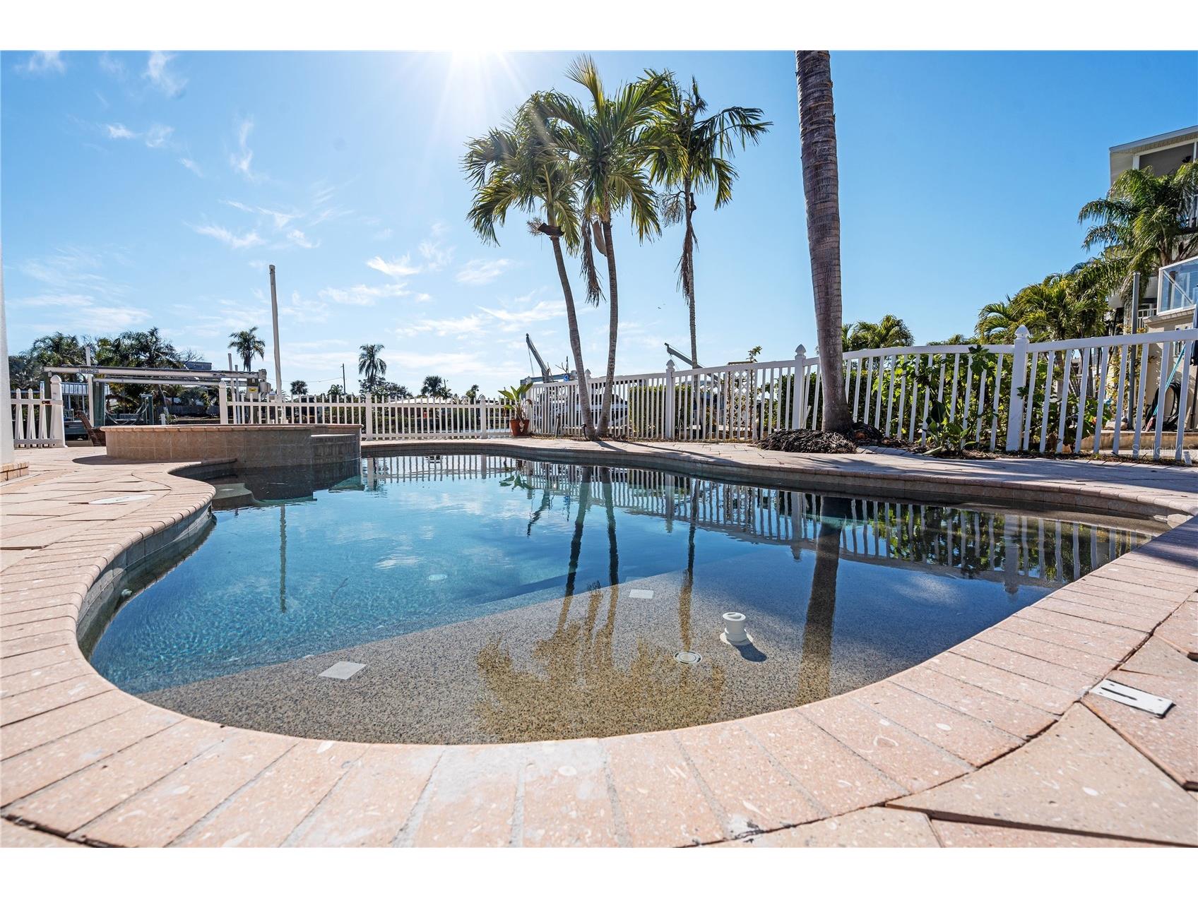 567 Baywood Drive S Dunedin FL 34698 TB8472730 image46