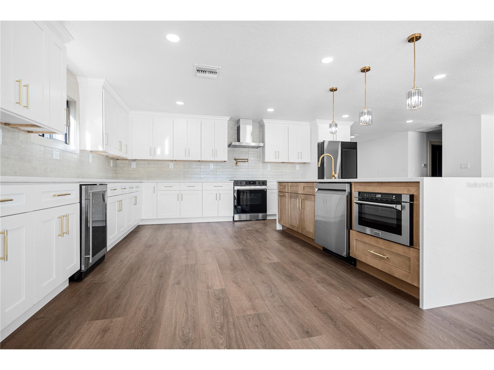 567 Baywood Drive S Dunedin FL 34698 TB8472730 image9