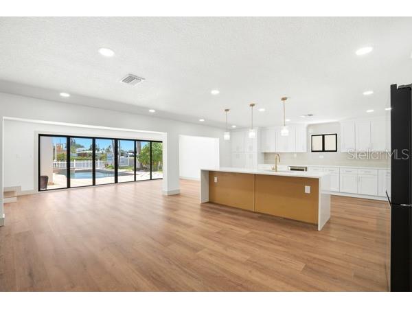 567 Baywood Drive S Dunedin FL 34698 TB8516915 image5