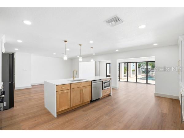 567 Baywood Drive S Dunedin FL 34698 TB8516915 image8